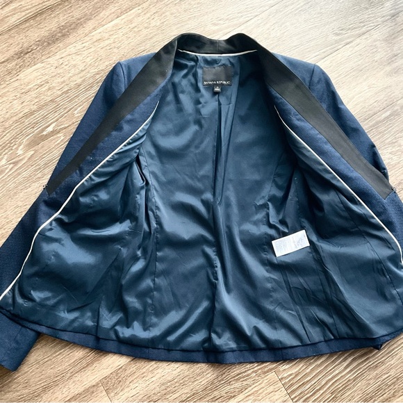 Banana Republic Blue Blazer Jacket - Picture 2 of 4